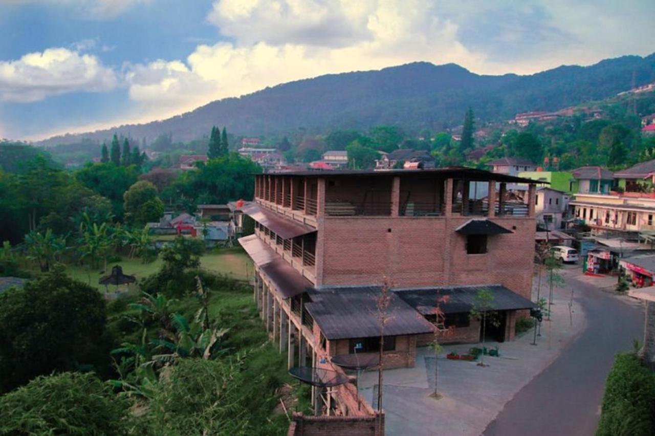 Vila Njd Bogor Exteriör bild